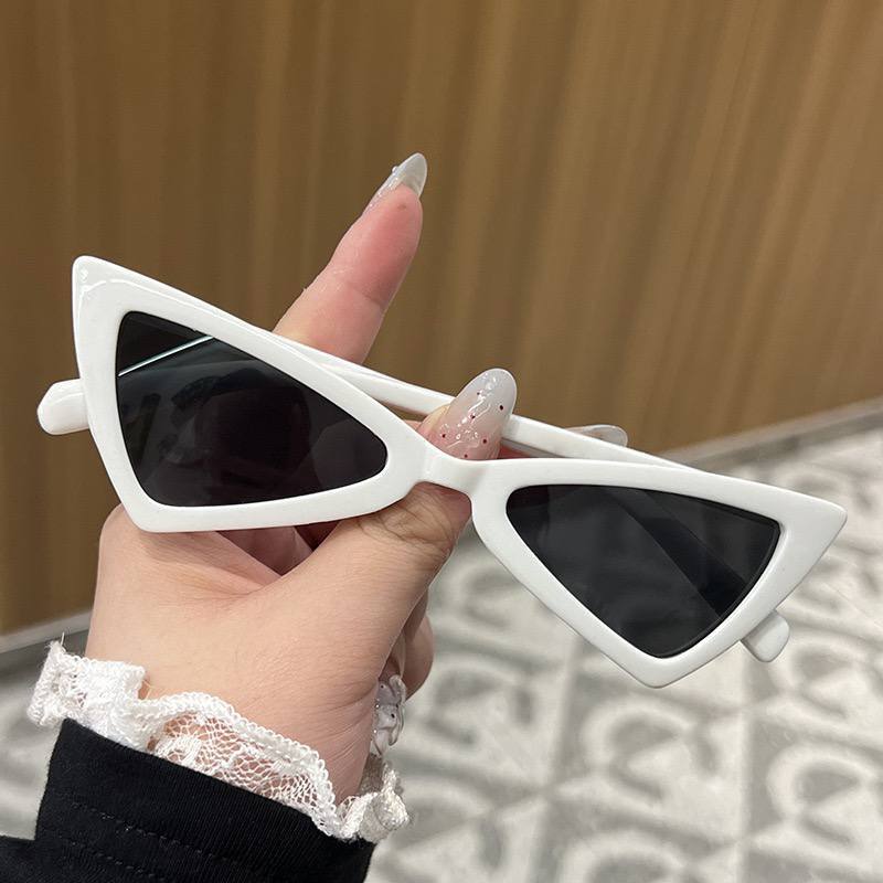 نظارة شمسية  🕶️𝅄 ˚₊ ౨ৎ