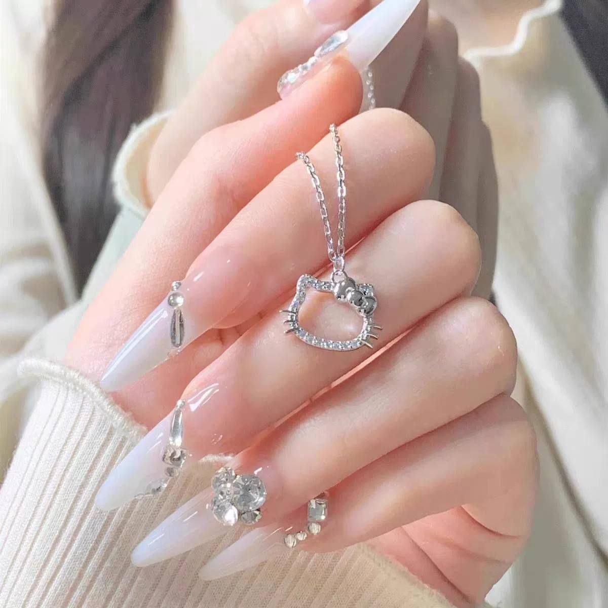 قلادة هيلو كتي الترندي ˚˖💘₊˚ʚ 🐰₊˚